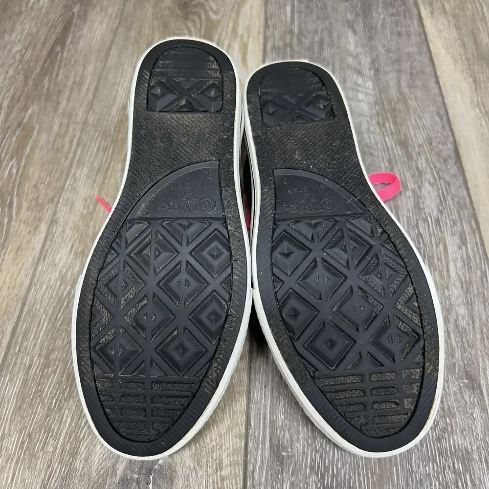 Converse previously owned